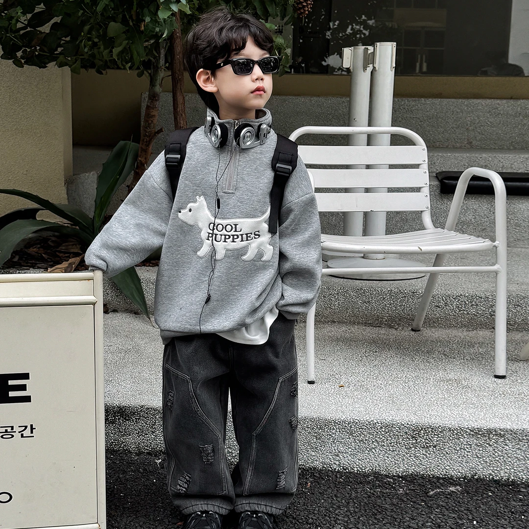 【Q】贴布绣小狗加绒卫衣FD023