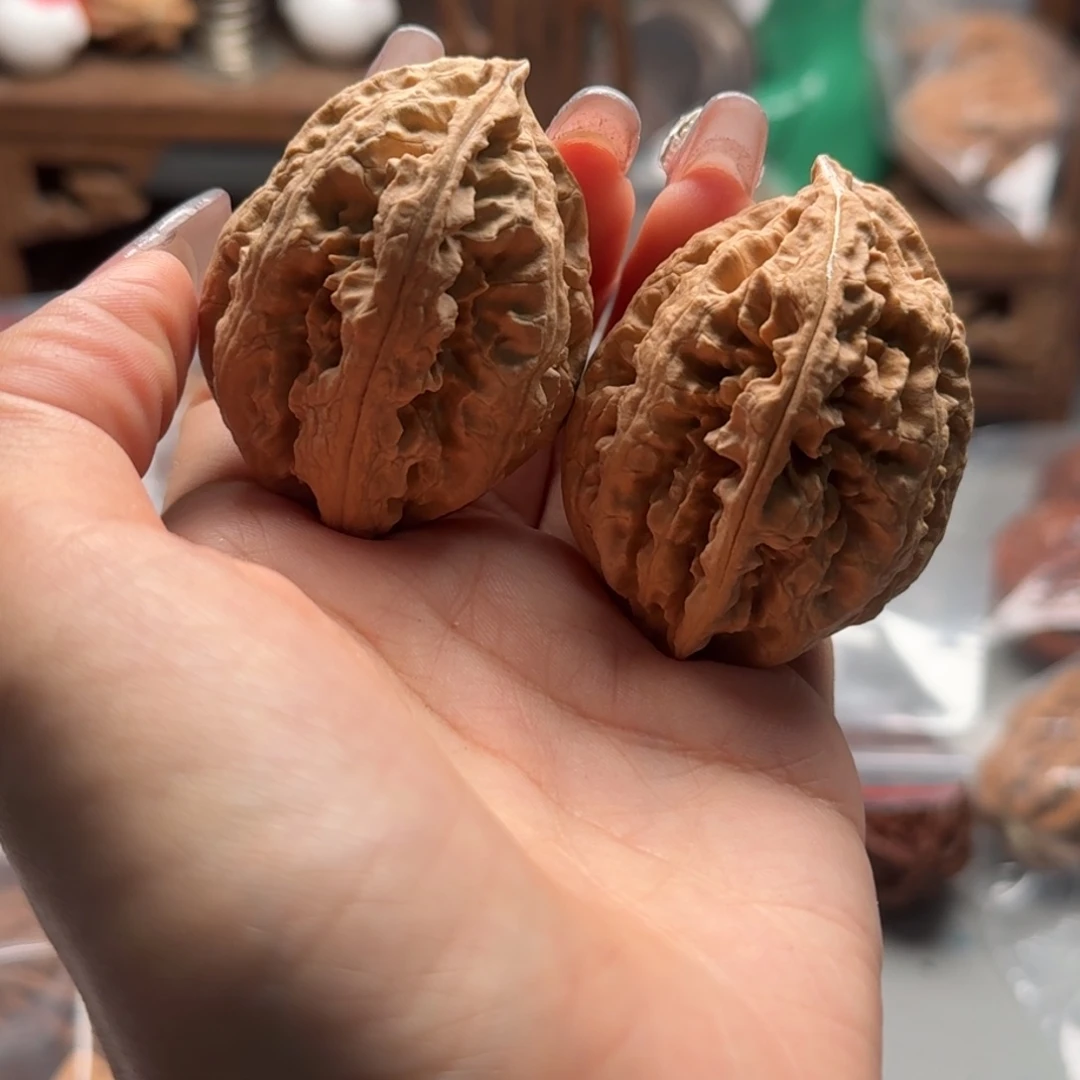 文玩核桃把件关东木子楸百核63花皮
