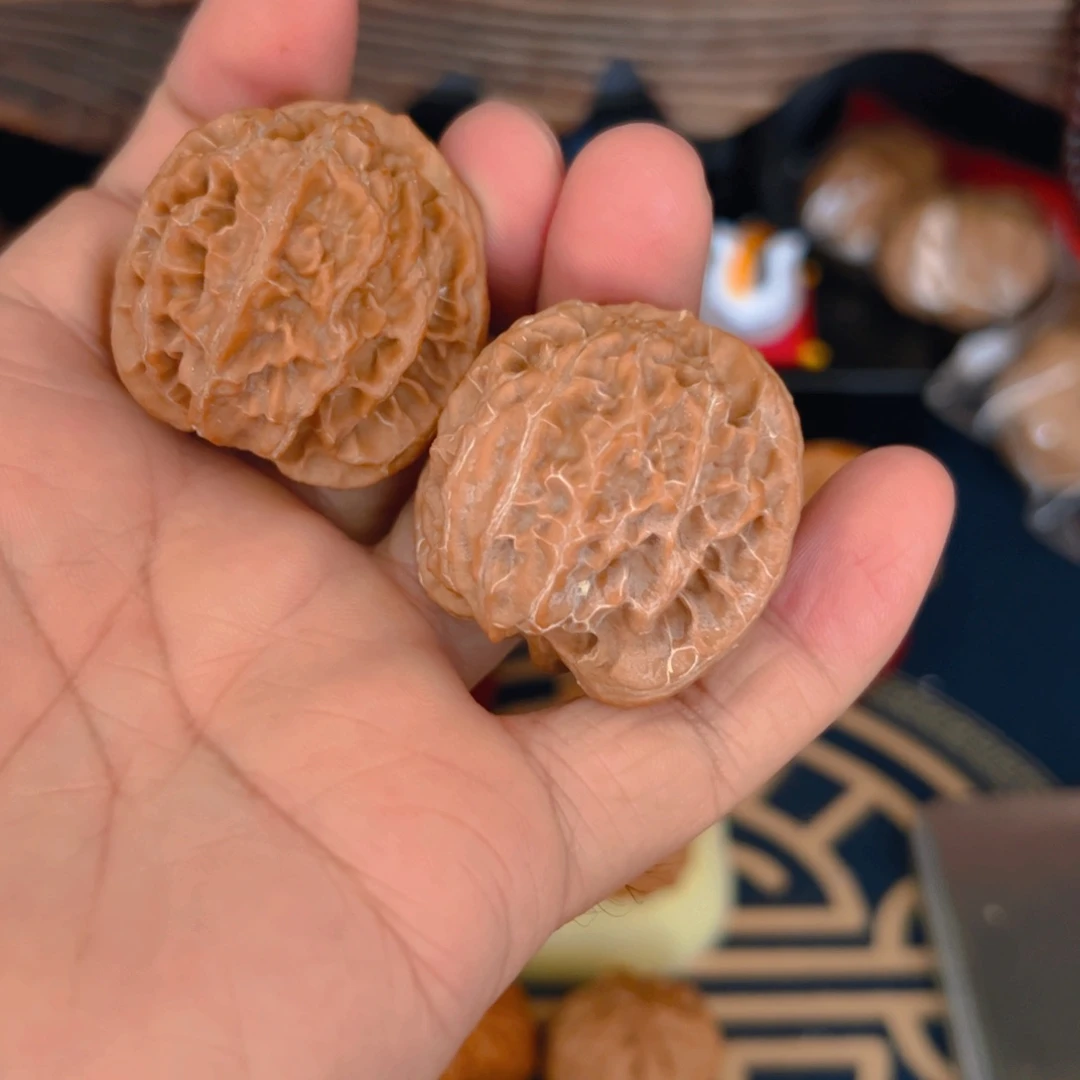 文玩核桃把件苹果园39