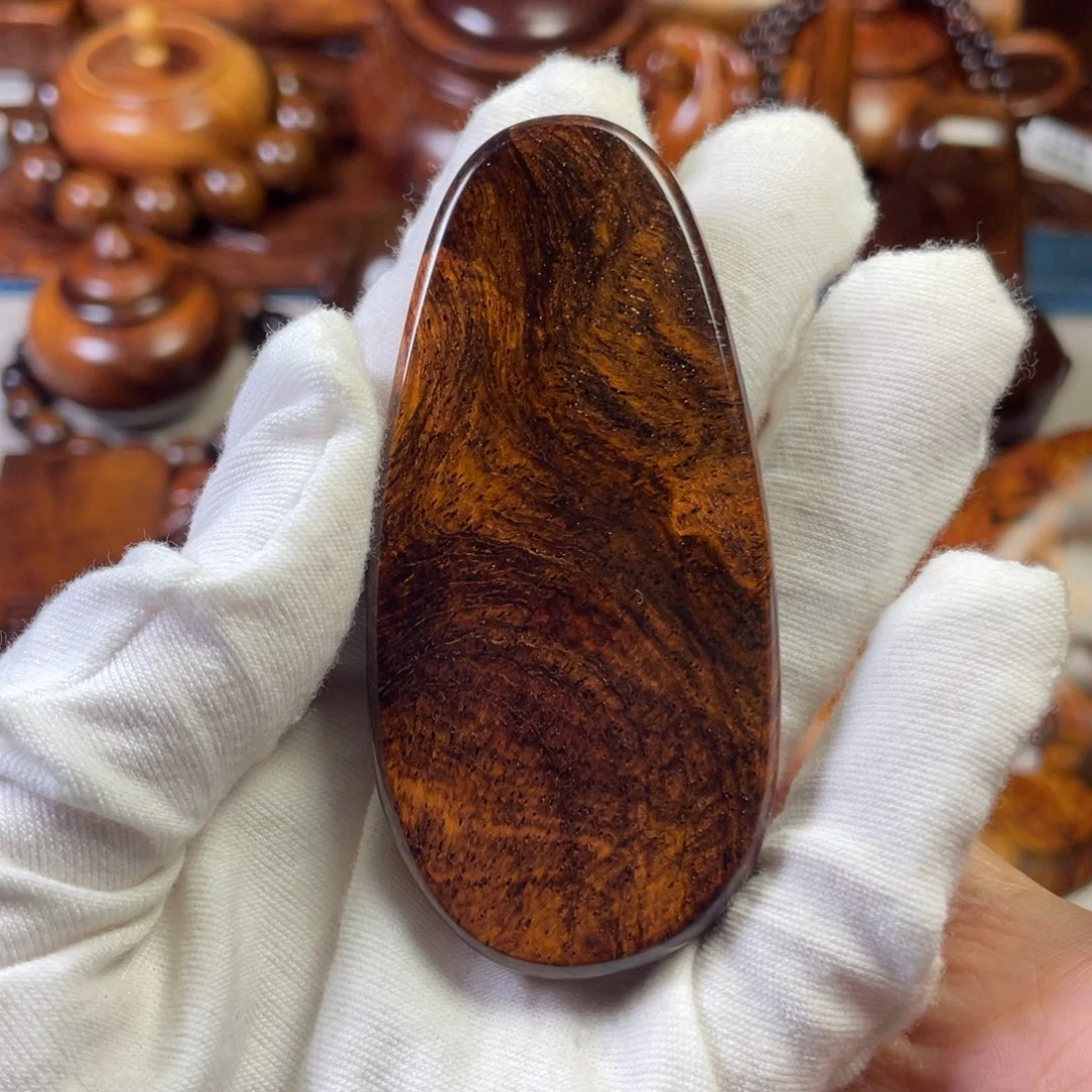 黄花梨/降香黄檀把件