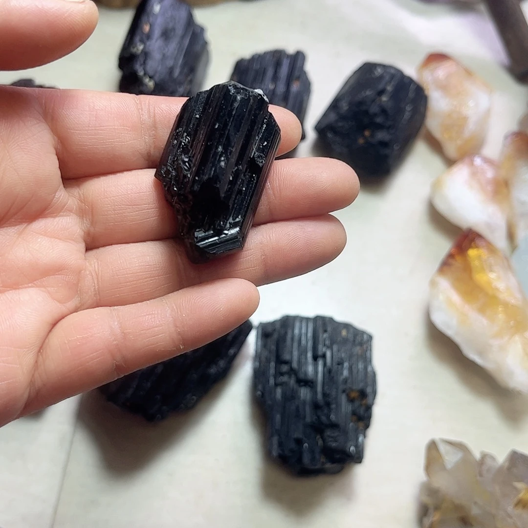 水晶天然水晶原石未镶嵌苏*?