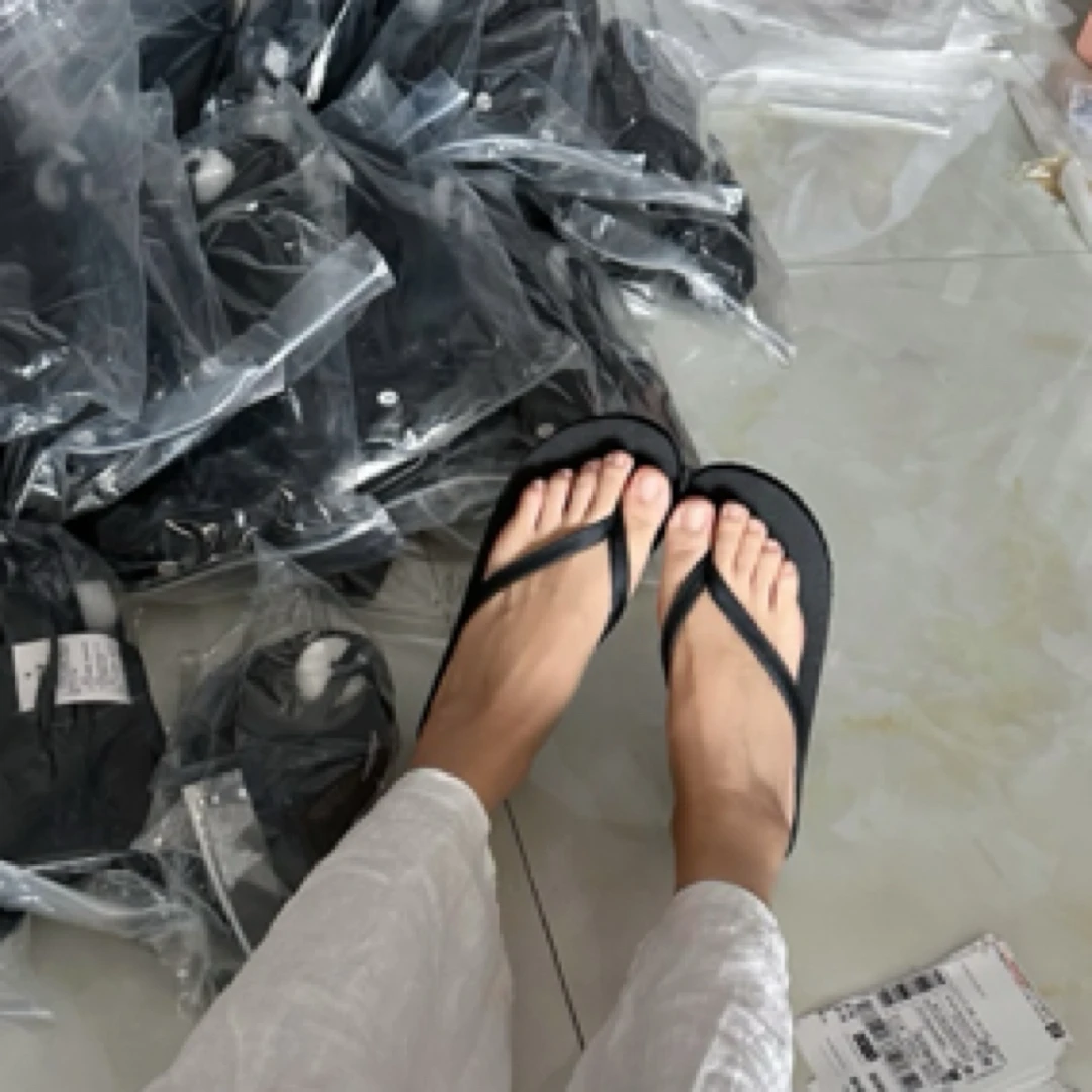 超舒服人字拖 拍大一码