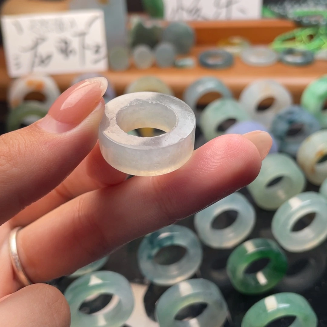 未镶嵌定制翡翠冰咖