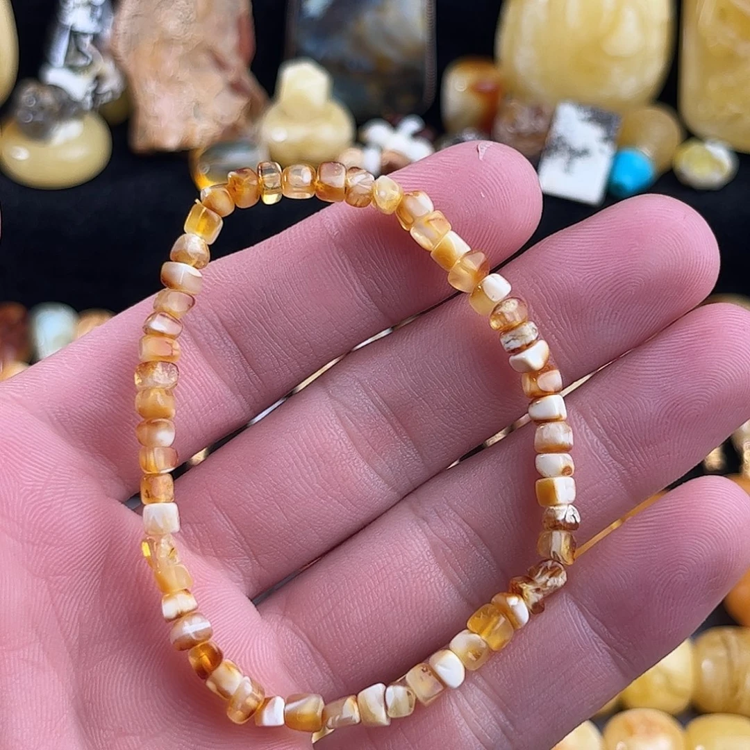 蜜蜡未镶嵌珠宝奇石