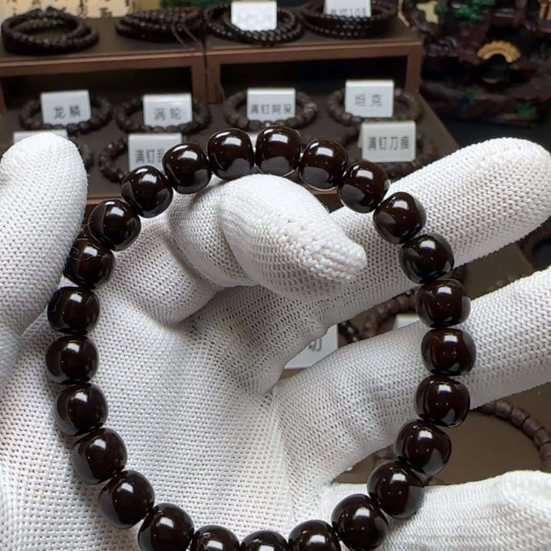 椰蒂吊坠?****꧂98老型精挑单圈加两个黄隔片一颗备籽