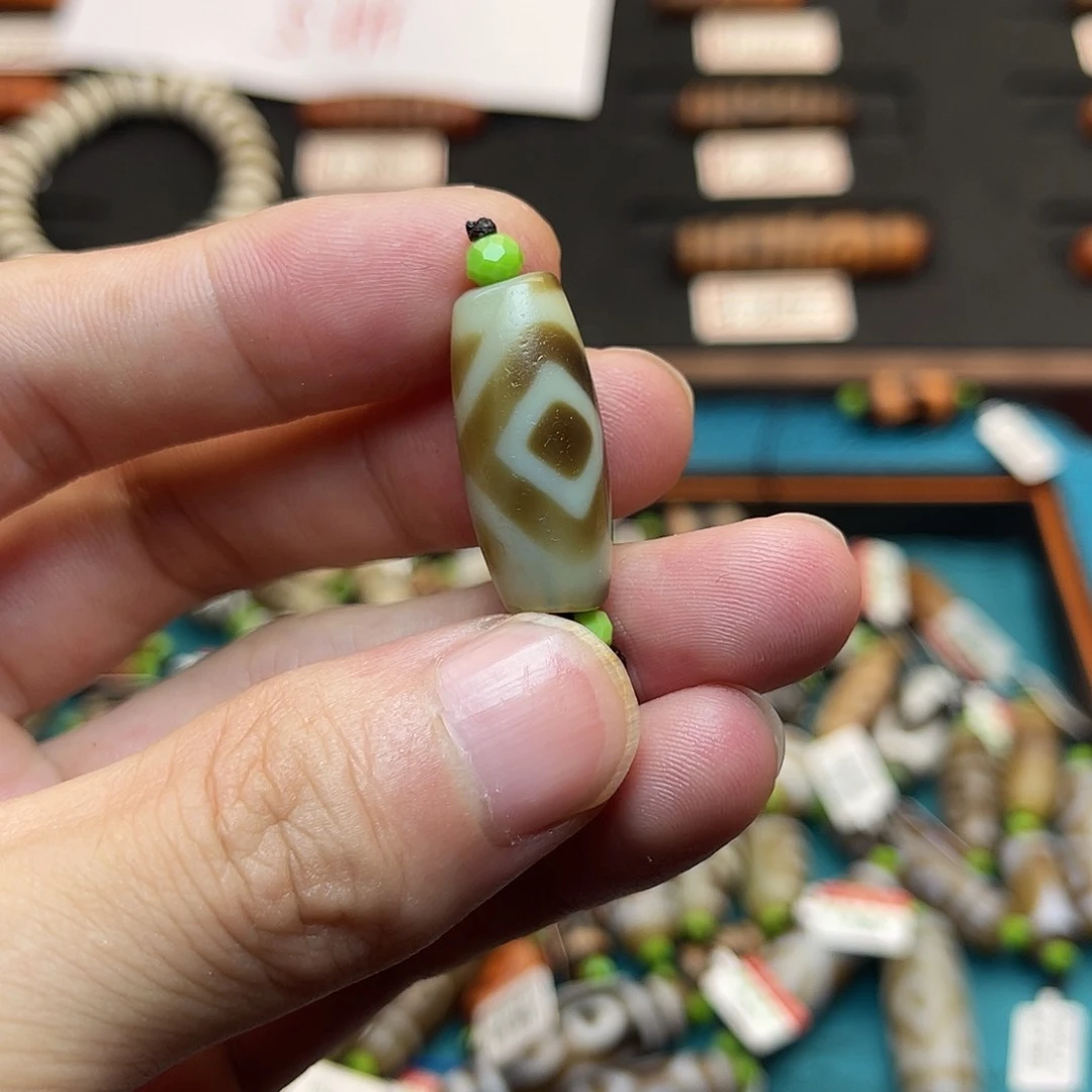 未镶嵌玛瑙/玉髓珠宝半成品