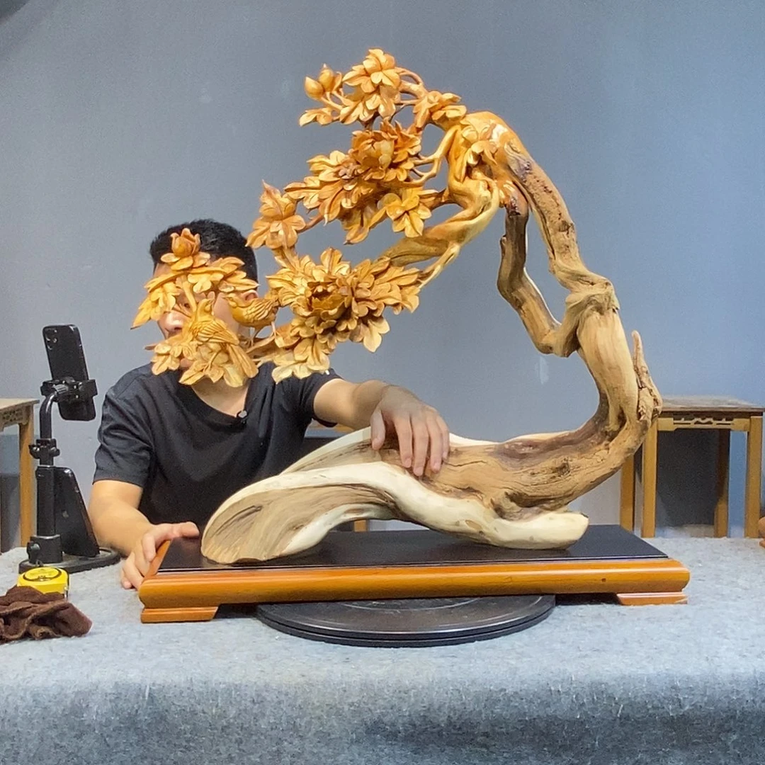 J***k柏木木雕工艺品摆件
