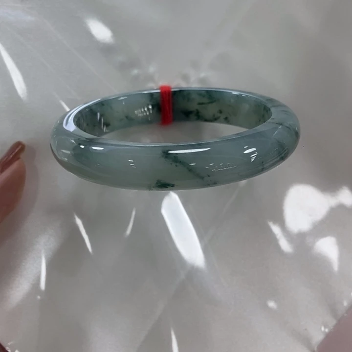 蓝***莓翡翠未镶嵌手镯缅甸天然翡翠
