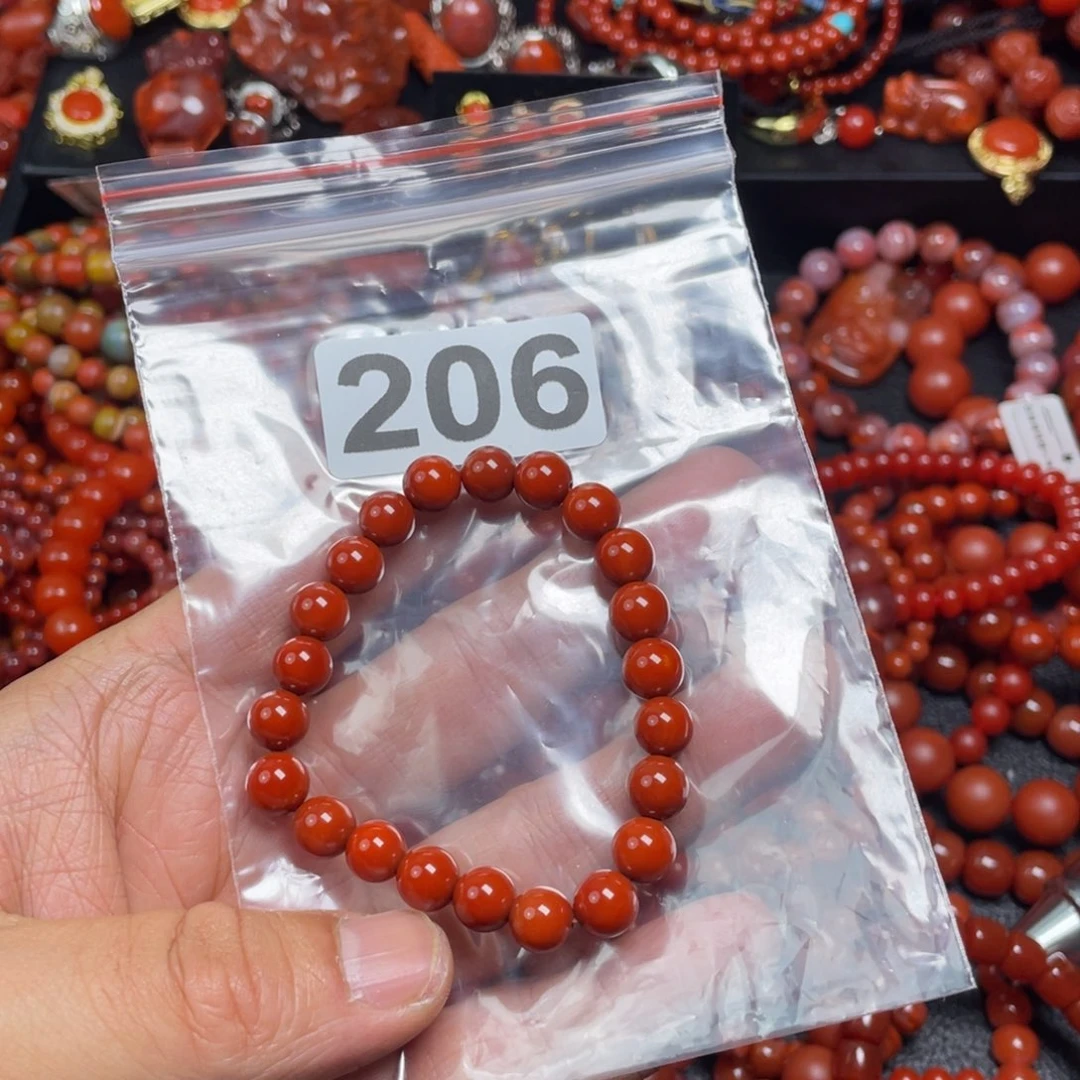 南红玛瑙手串未镶嵌子*。
