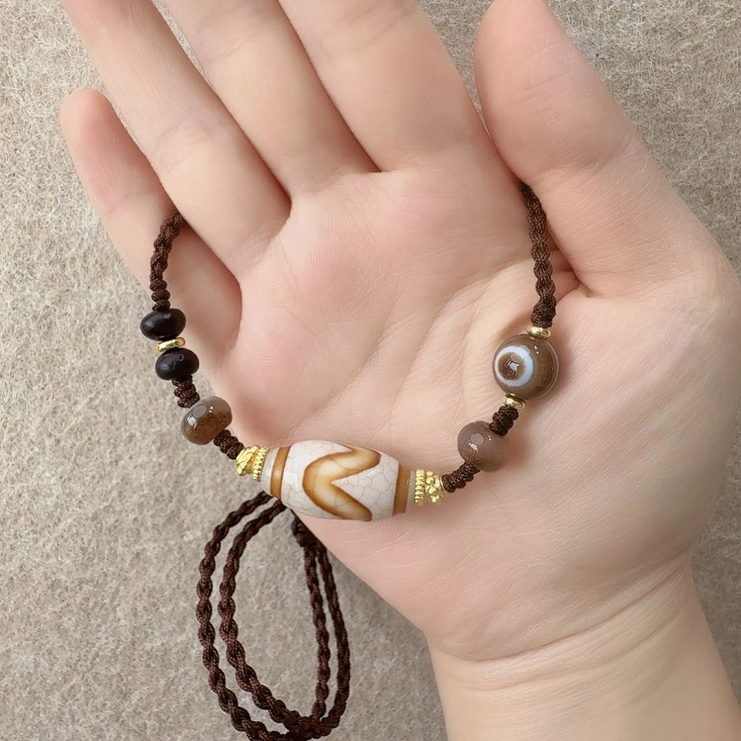 玛瑙/玉髓颈饰未镶嵌蝎****n