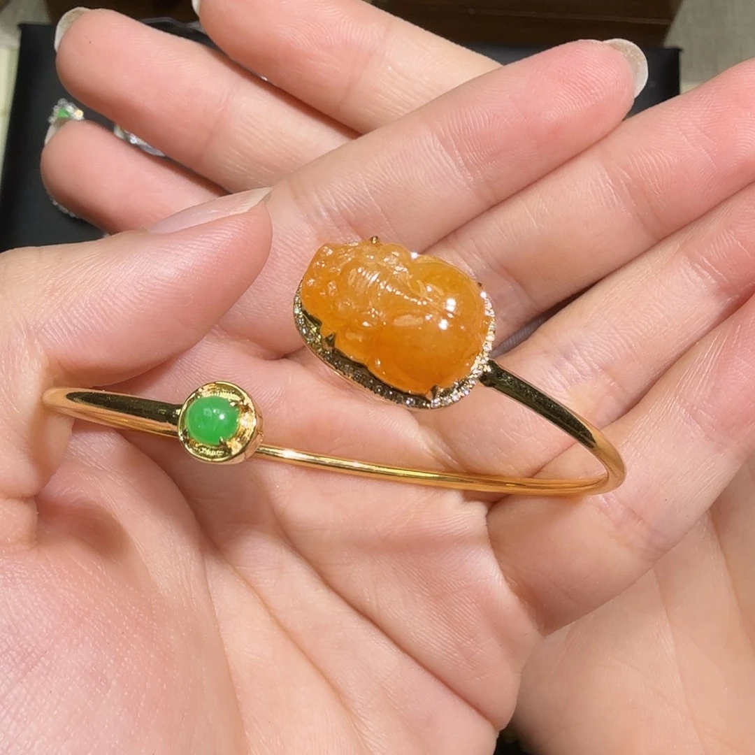 18K金镶嵌手镯翡翠
