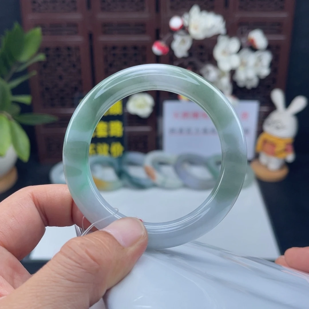 翡翠未镶嵌把件53-54圆条手镯