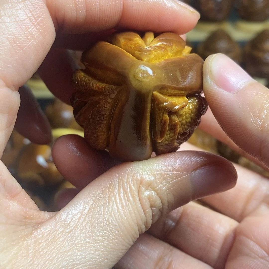 【闪购商品】核桃木/黑胡桃（胡桃木）橄榄核雕工艺4.0手工三面