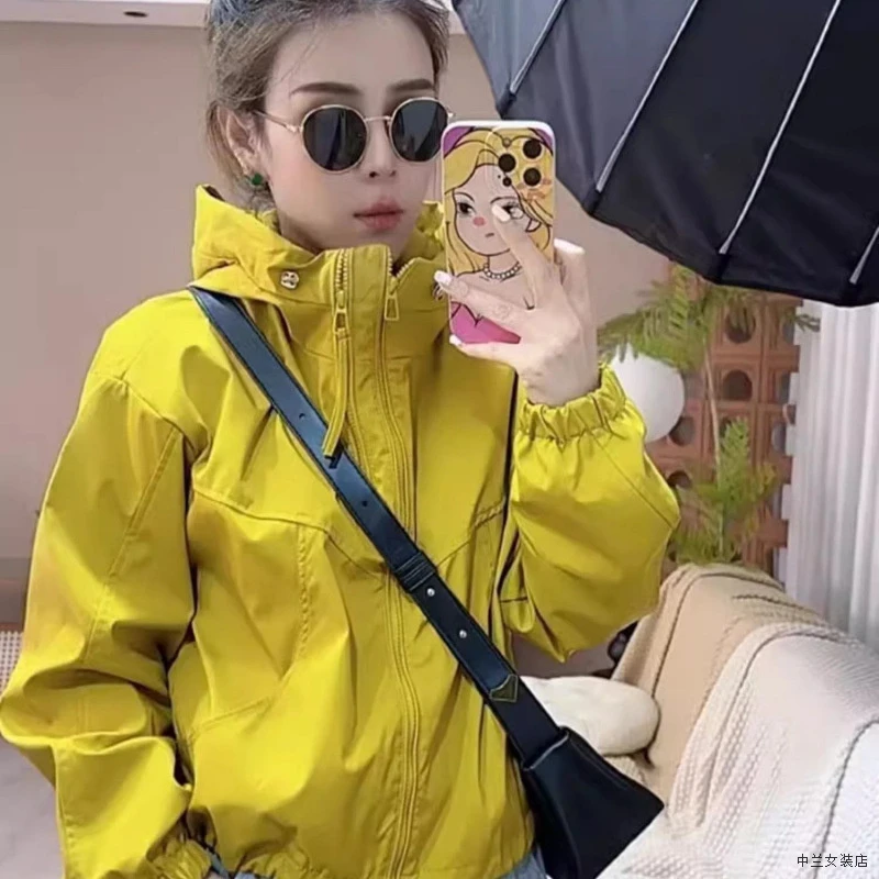 欧货短款连帽双拉链运动外套女2025春季爆款百搭小个子夹克上衣