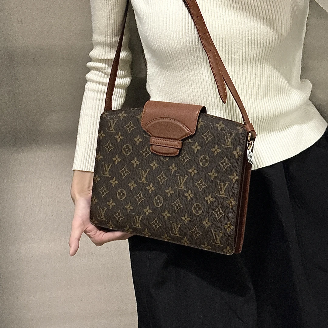 95新 LouisVuitton/路易威登 经典老花单肩斜挎包