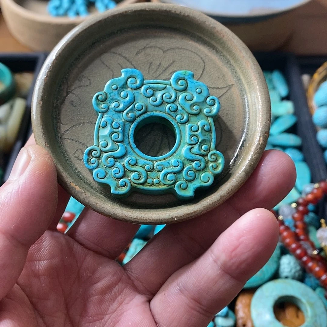 战*精美的插图本等多种形式展现