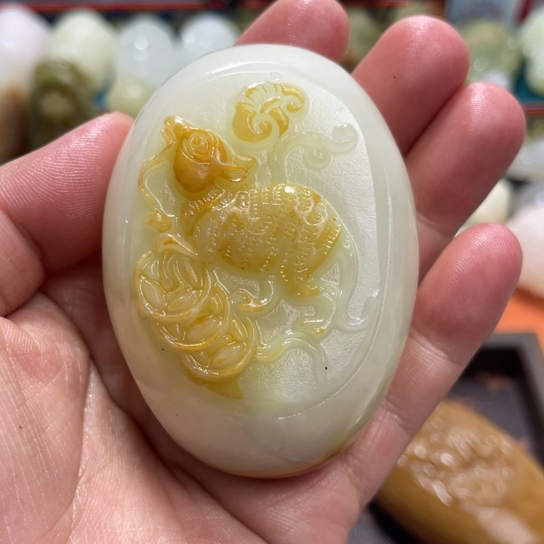 用***4石材石材方解石手把件不退换