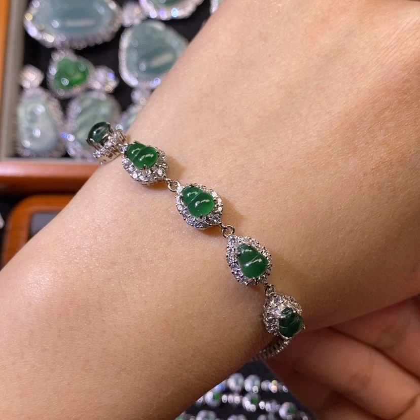 【闪购商品】翡翠颈饰未镶嵌天然