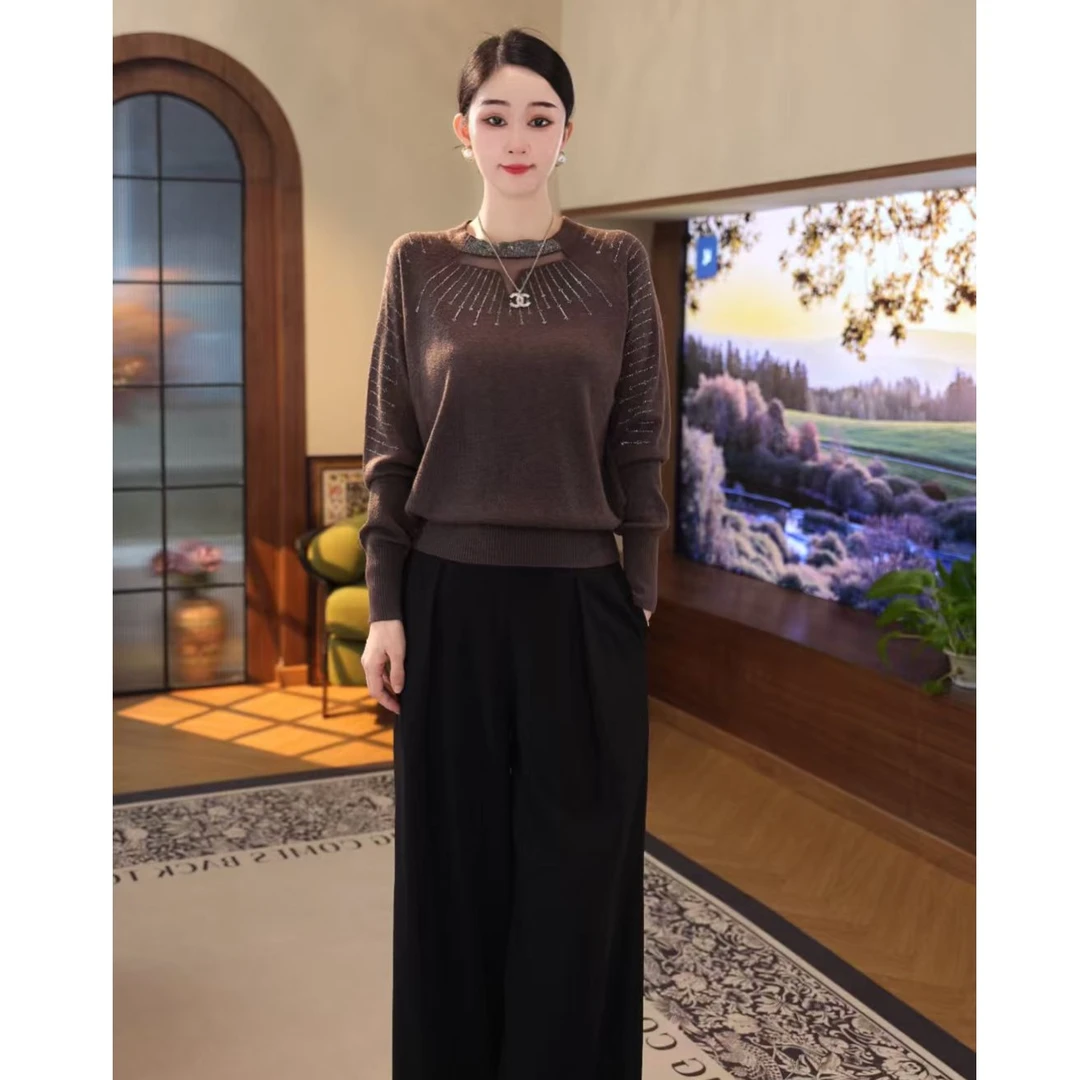 2026秋冬新款【QQ-1212JR】含绵羊毛咖色轻奢烫钻圆领镂空针织上