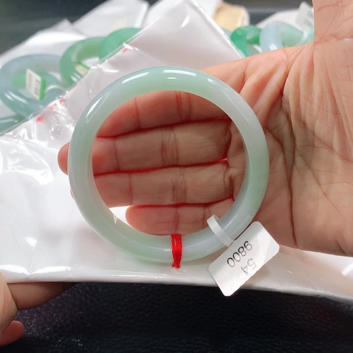 翡翠手镯未镶嵌5454545454