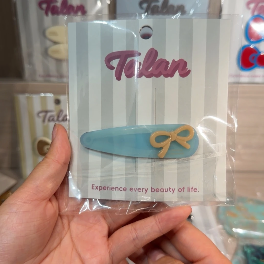 ****暖皮质非金属淡蓝色蝴蝶结掰掰夹