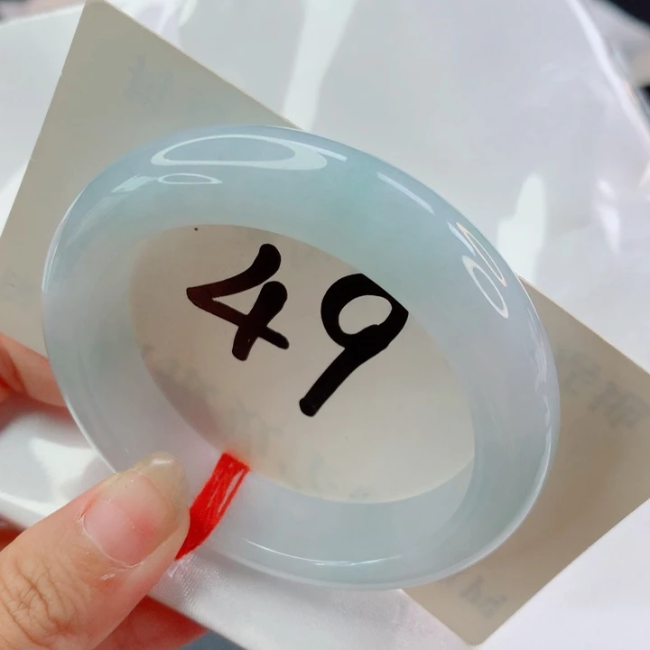 安***宁翡翠未镶嵌手镯天空蓝