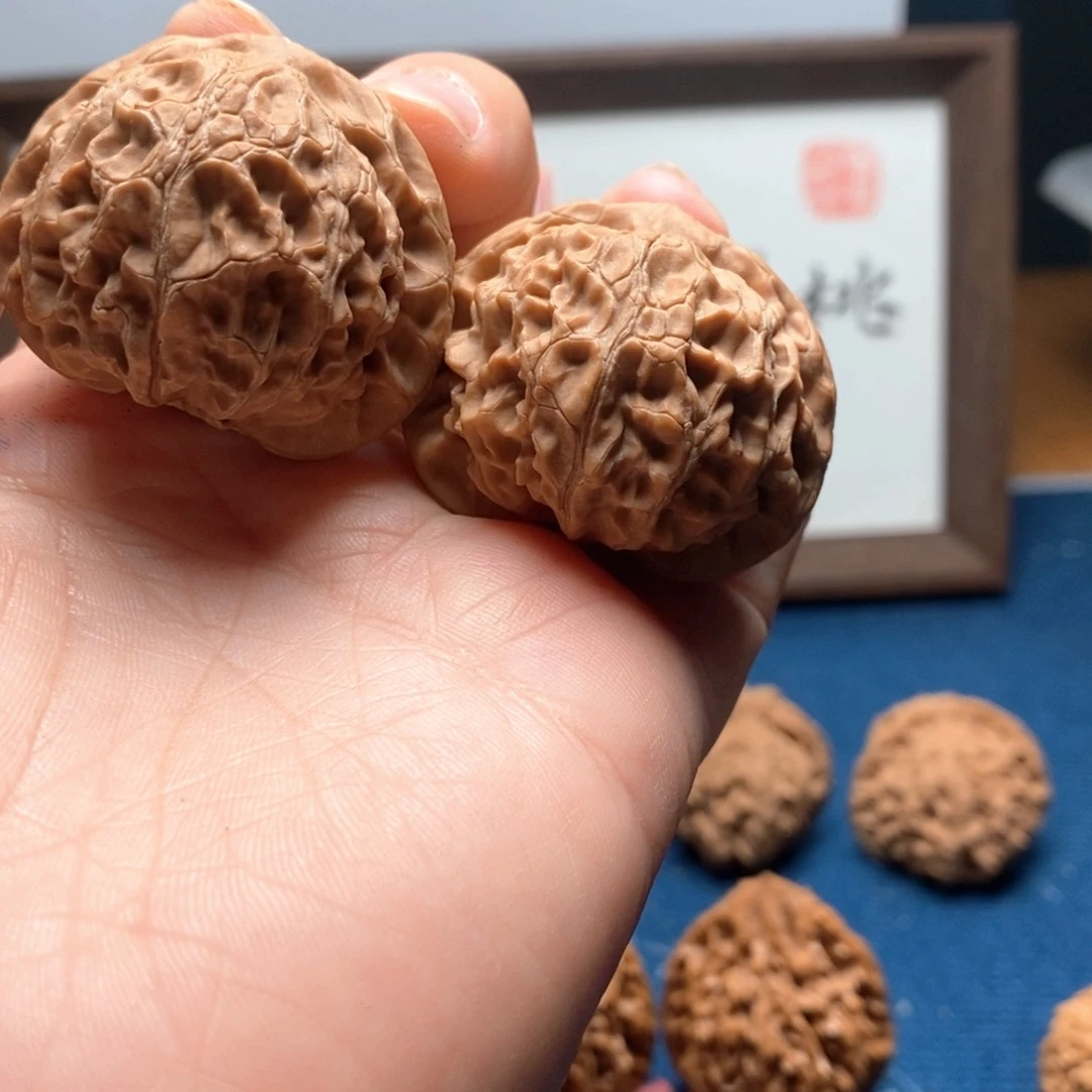 文玩核桃吊坠武**ღ宫灯