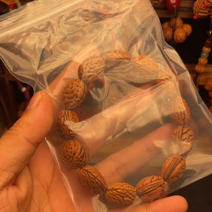 三***一桃核吊坠桃核手串2