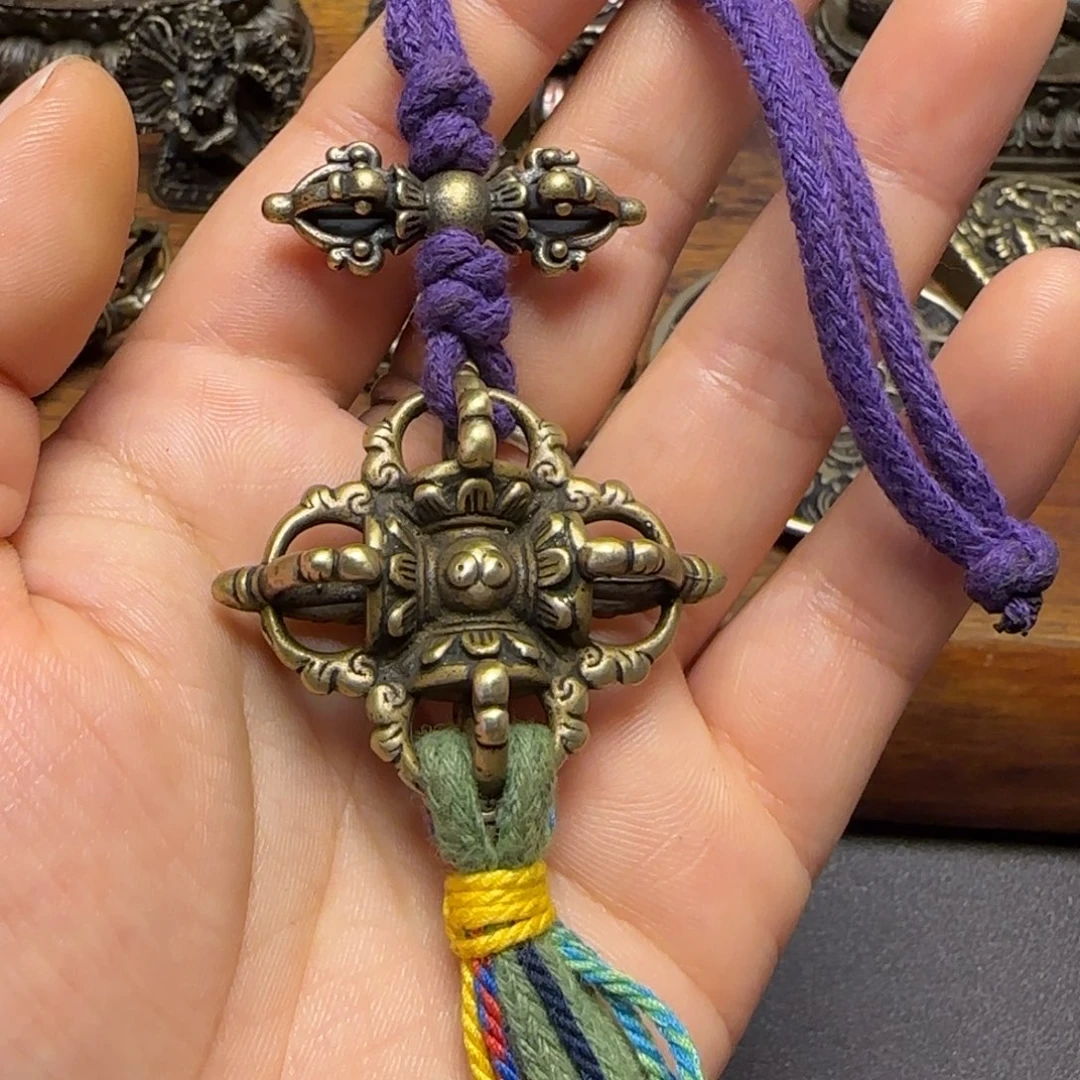 史***8泥塑藏传牌子……藏传牌子