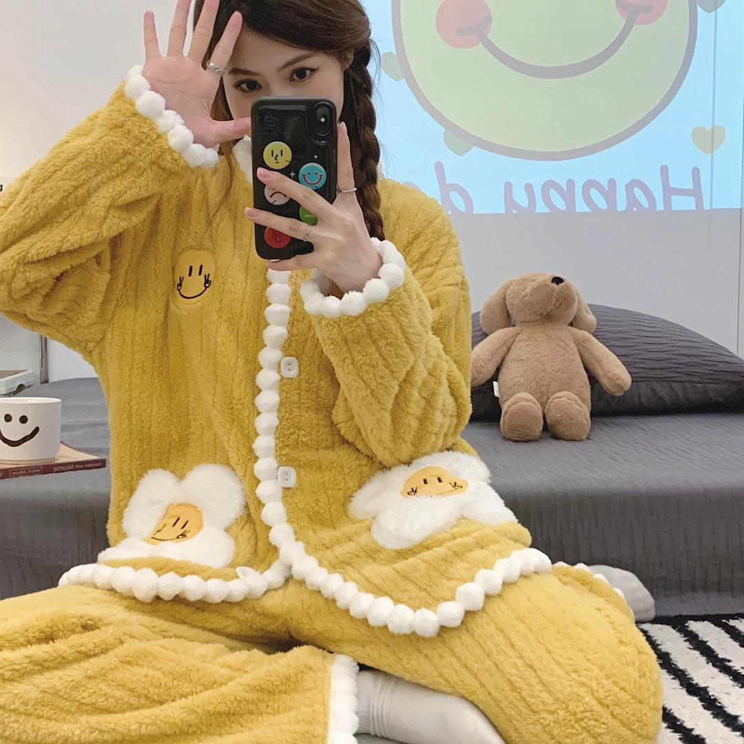 珊瑚绒睡衣女秋冬季加绒加厚韩版甜美小香风保暖纯色家居服两件套