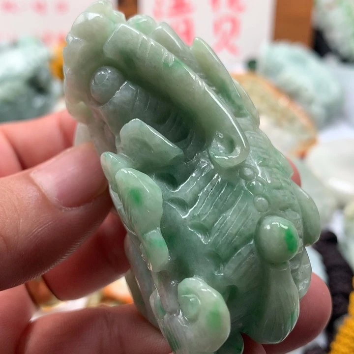 颈饰未镶嵌翡翠保真天然a过翡翠