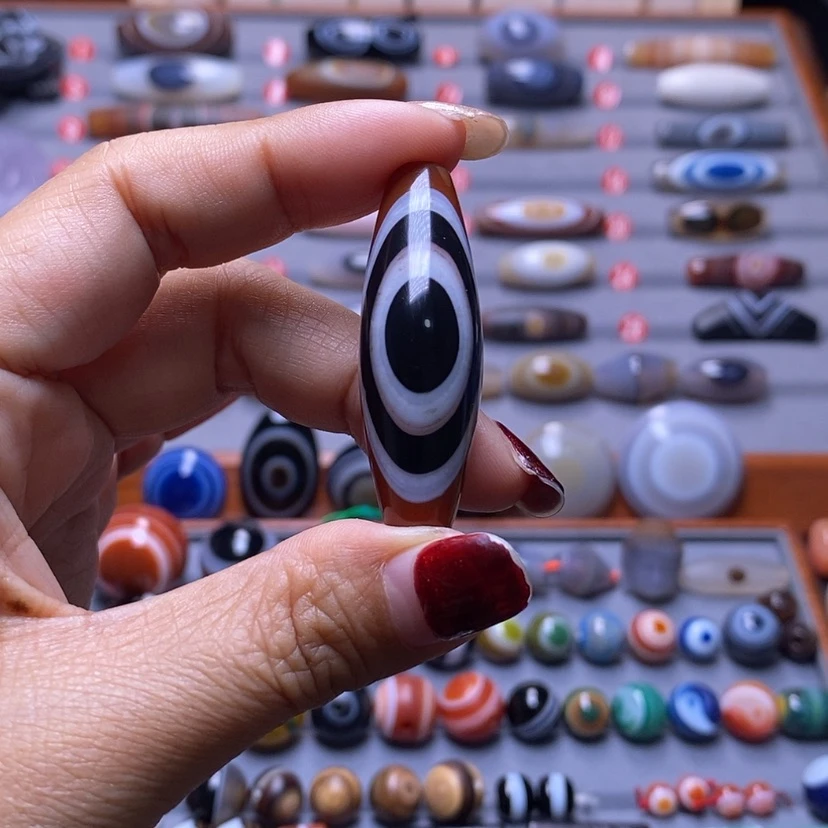 【闪购商品】玛瑙/玉髓珠宝半成品未镶嵌毛*虫