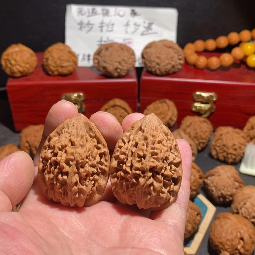 文玩核桃把件招财鼠