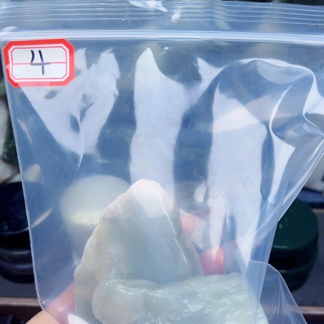 和田玉和田玉边角料未镶嵌