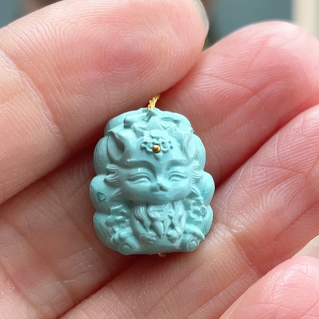 未镶嵌绿松石颈饰