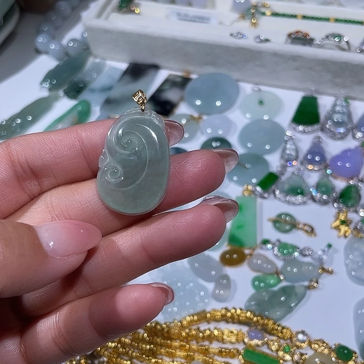 翡翠18K金镶嵌吊坠(不含链)