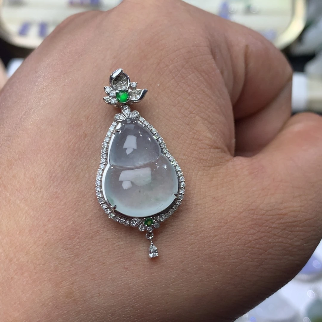 翡翠18K金镶嵌吊坠(不含链)