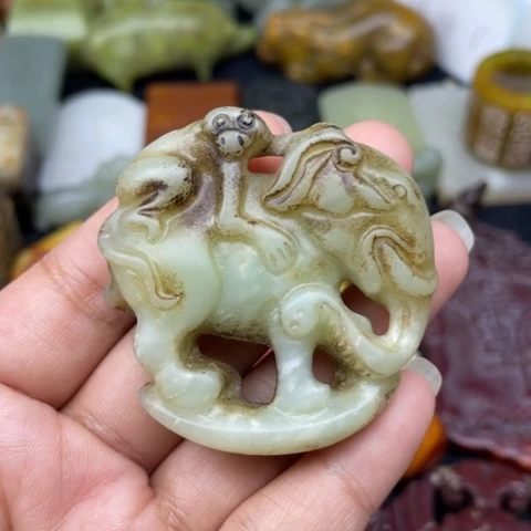 蛇纹石玉未镶嵌颈饰28