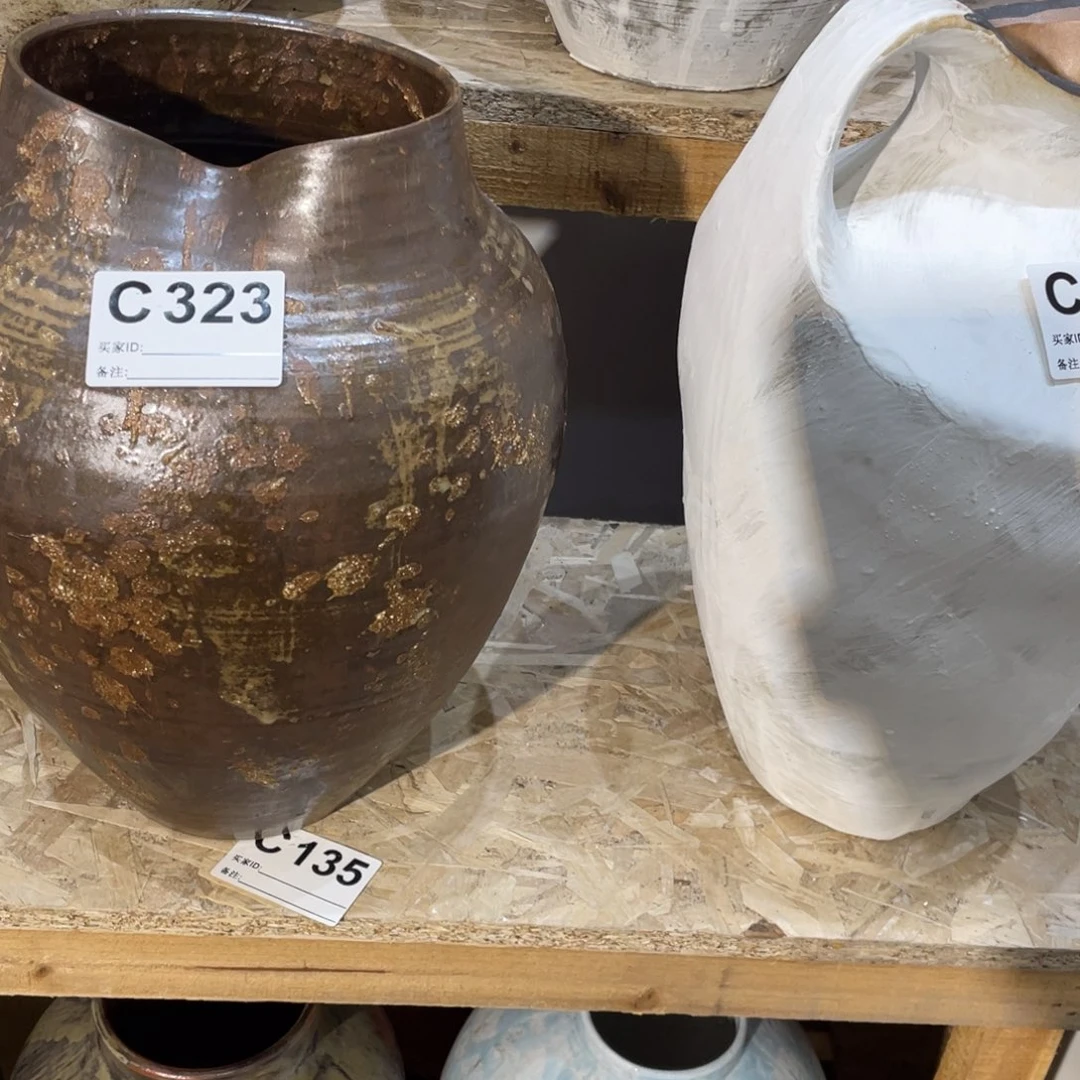 红泥花瓶景德镇陶瓷艺术研究院