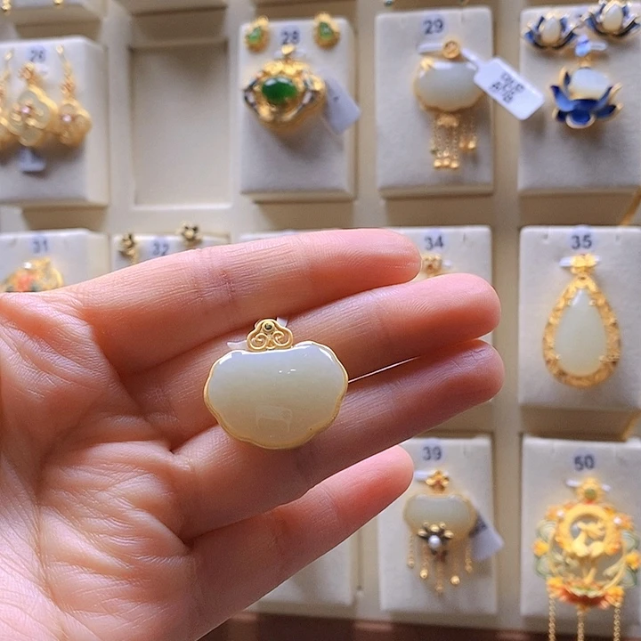 和田玉颈饰银S925镶嵌