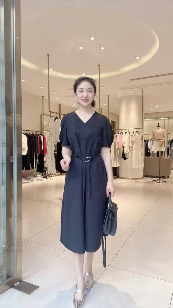 2025年TH品牌夏季新款连衣裙F032219006