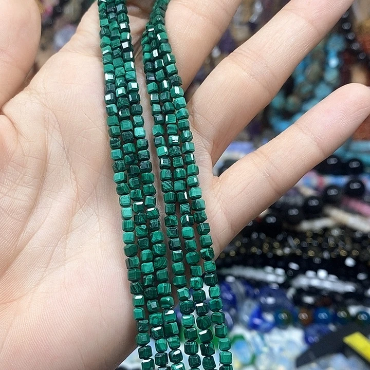 未镶嵌玛瑙/玉髓珠宝半成品今日福利：天然孔雀石切面方糖卡3mm