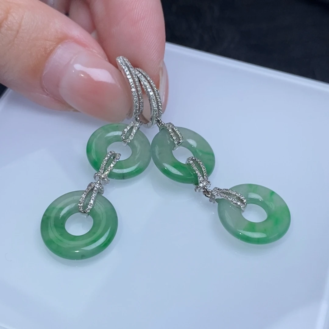 翡翠18K金镶嵌耳饰甜甜圈