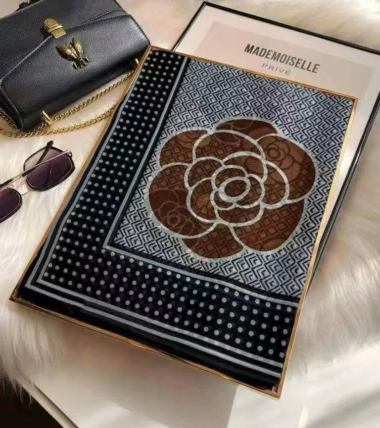 916【大牌山茶花】西丽纱双皱90/90尺寸轻薄方巾