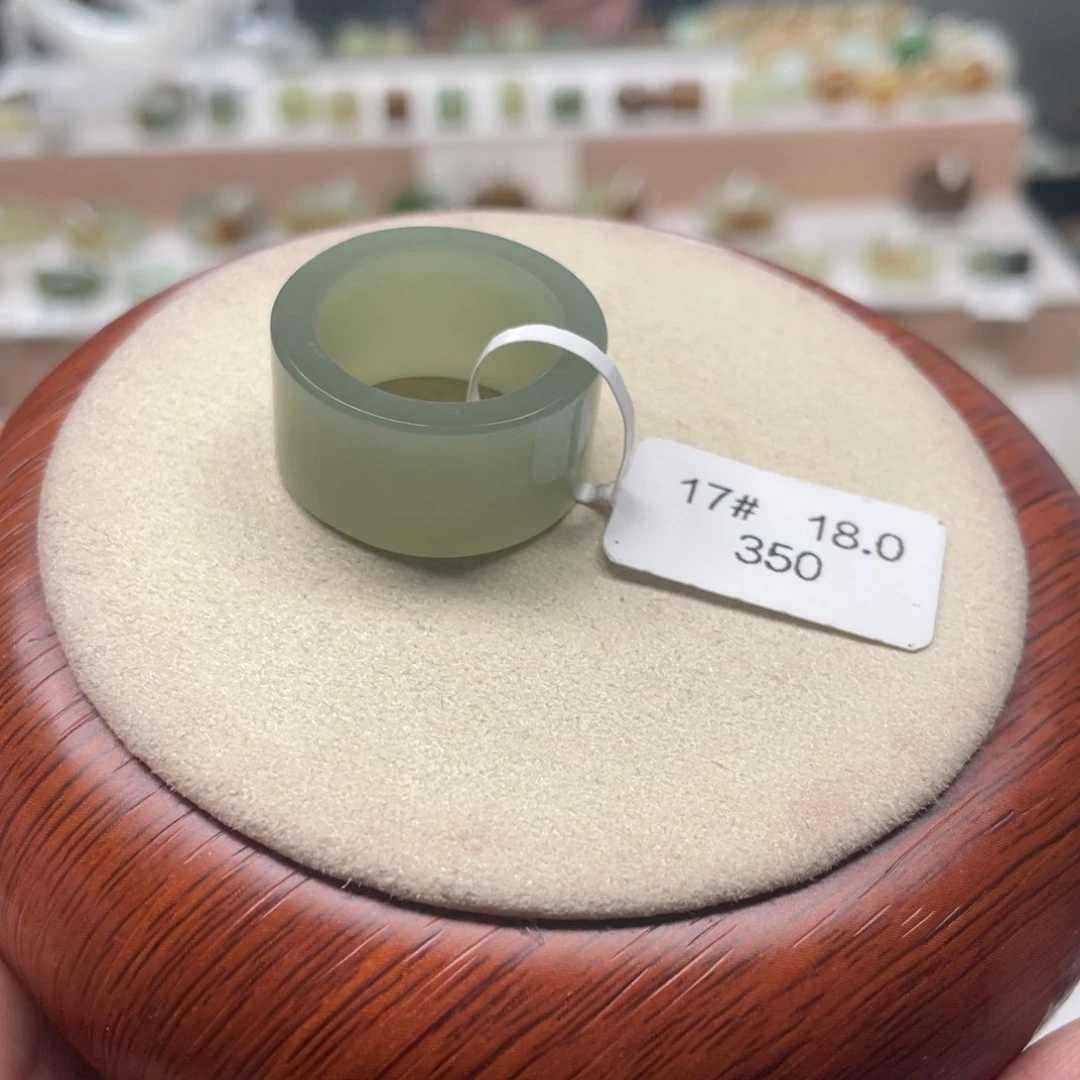 和田玉戒圈未镶嵌里****U18.0