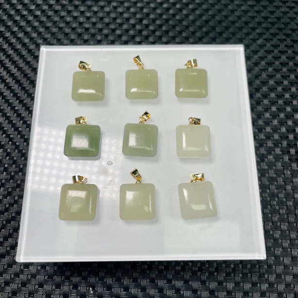 和田玉晴水小方糖无事牌约15mm精致洋气（多样性发一件）