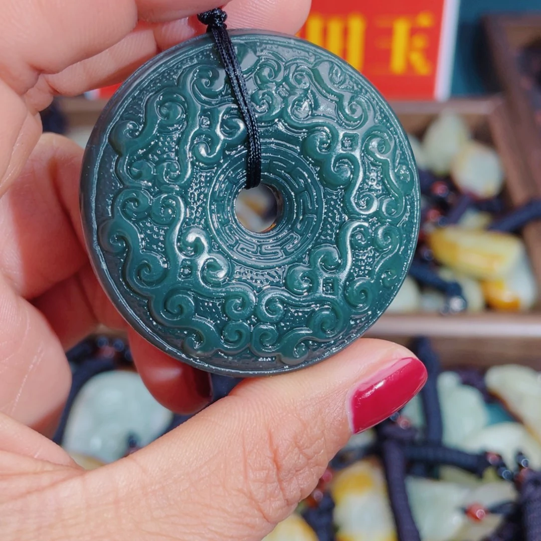 和田玉未镶嵌颈饰拍一发一