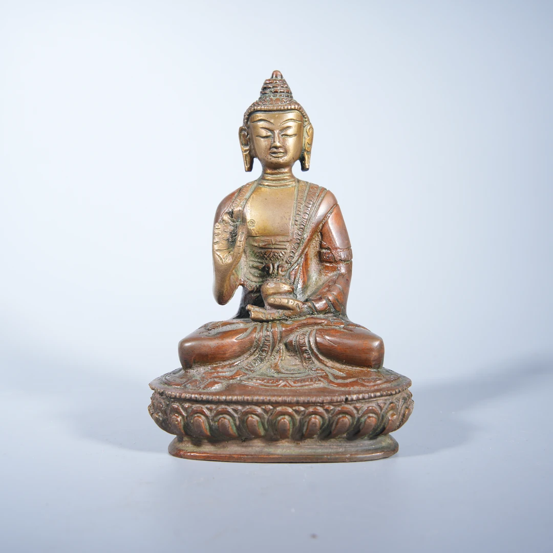 Tgz19 清代 铜释迦摩尼摆件