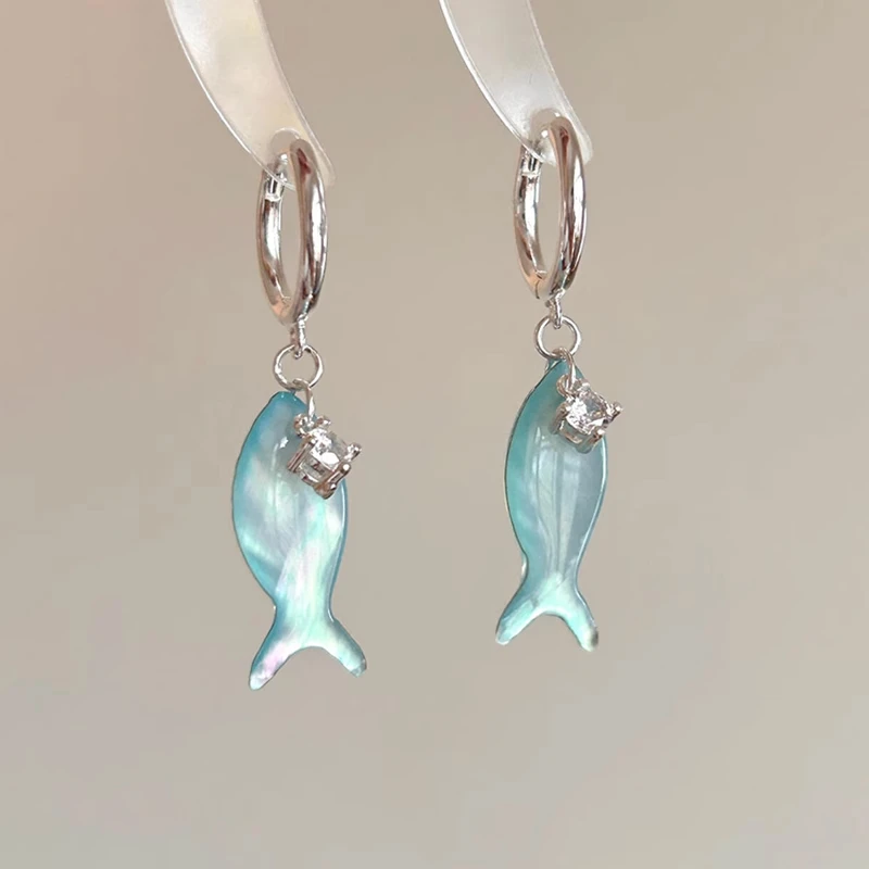 铜合金耳饰 复古湖水蓝小鱼耳扣女夏简约清冷感小众气质耳环耳饰