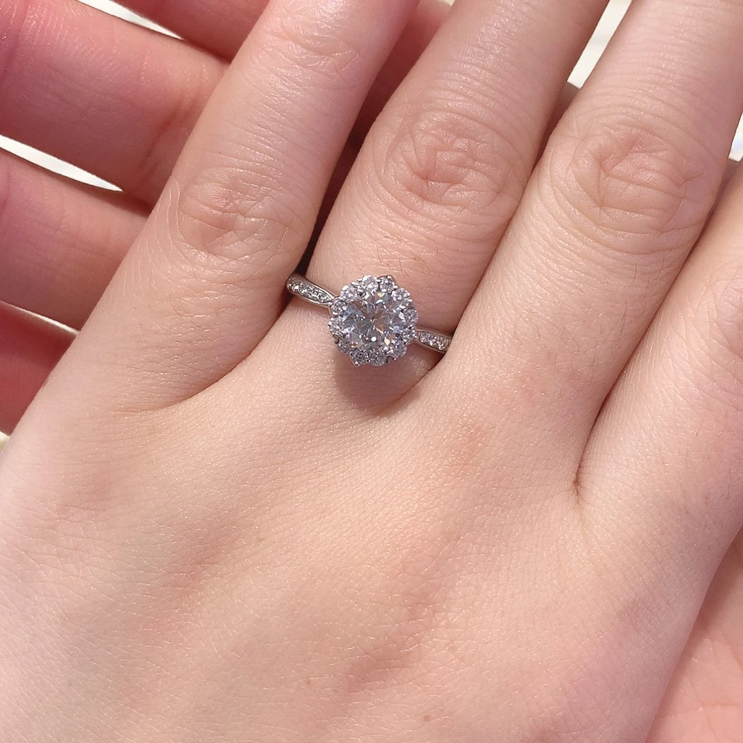 实验室培育钻石铂Pt950镶嵌70分灿若星辰